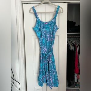 Lilly pulitzer dress tie waist knee length EUC